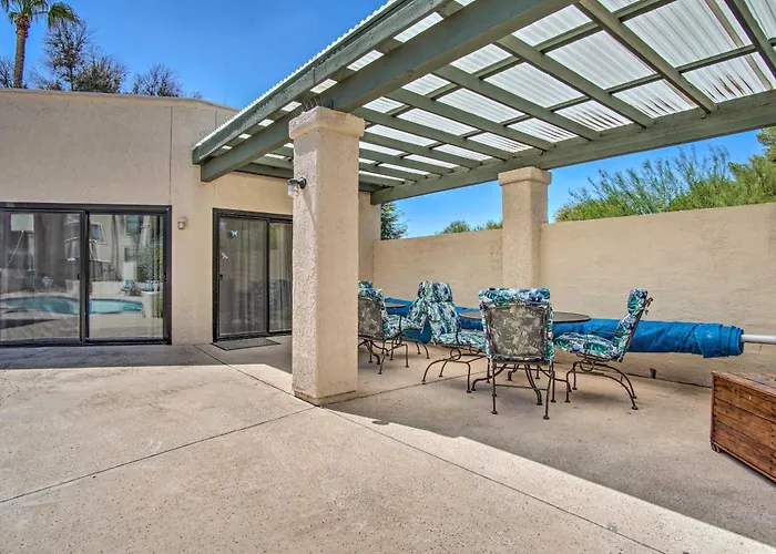 Holiday home Hike, Swim & Shop: W/ Balcony *